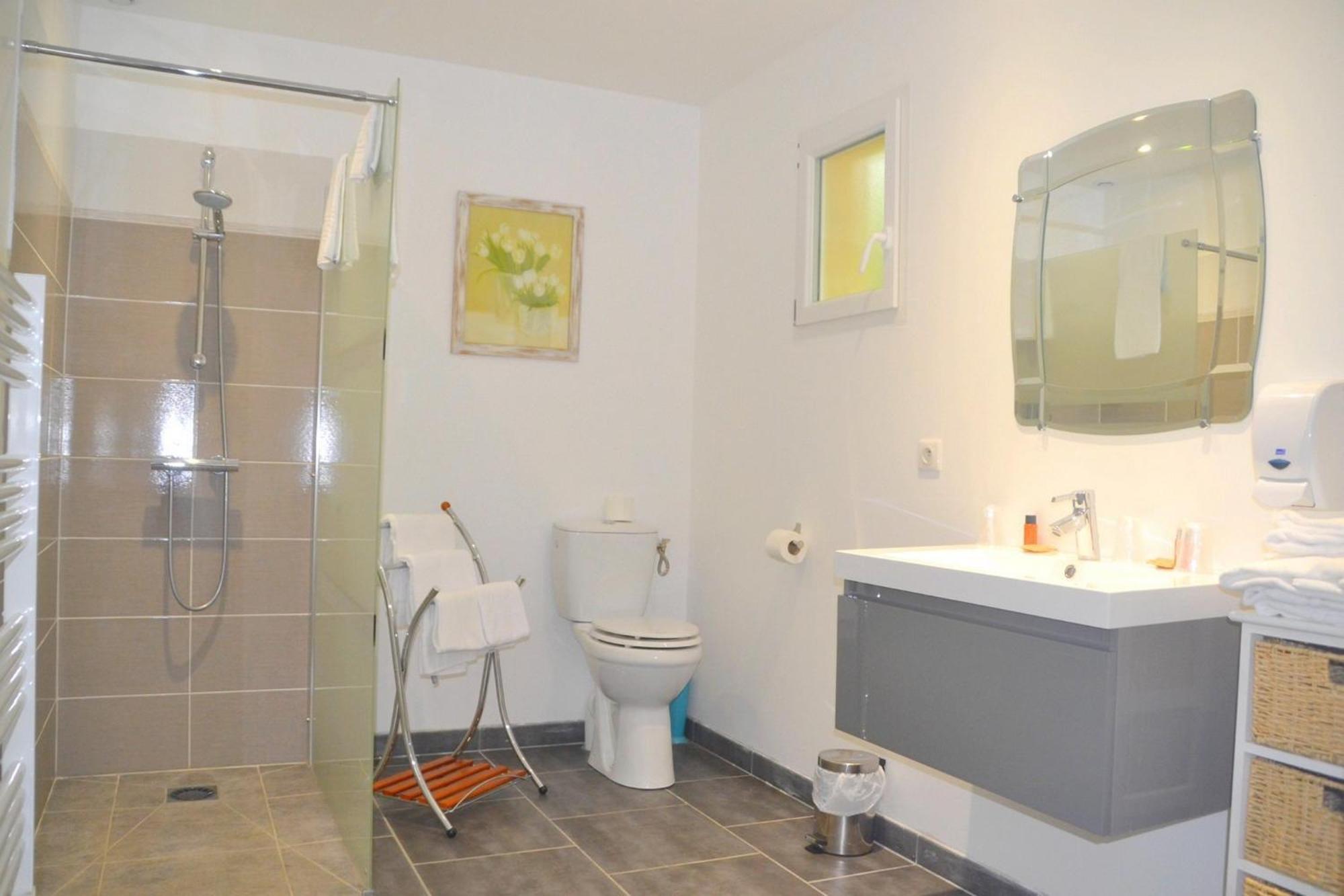 Hotel Les Grands Chenes Сен-Фаржо Номер фото